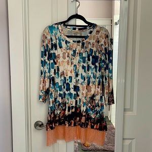 LOGO by Lori Goldstein top